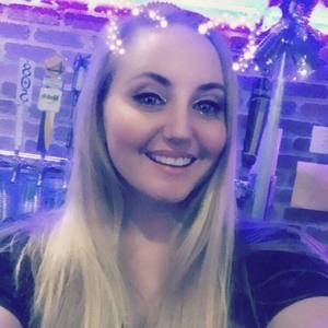 Meet your Posher, Arielle